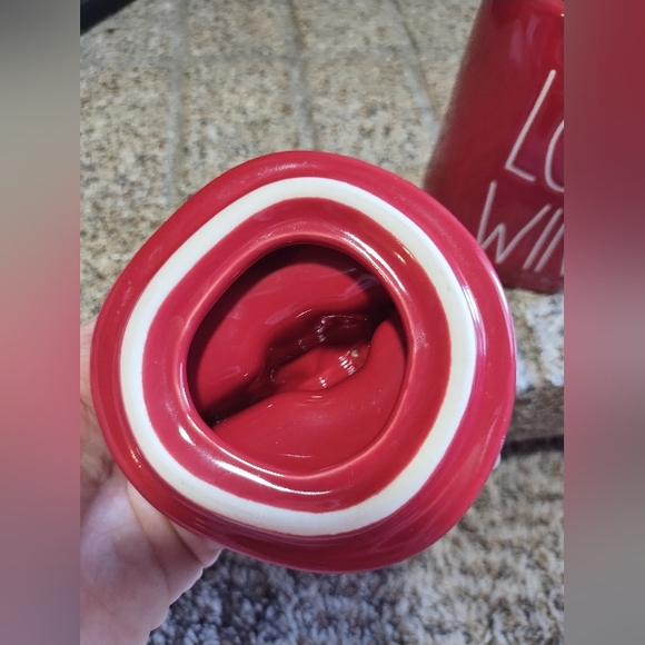 Rae Dunn Mug Love Wins With Heart Topper - Picture 15 of 15